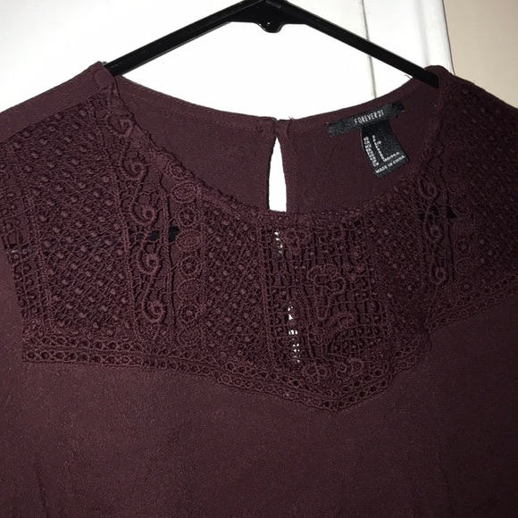 SUPER CUTE maroon crop top! - Picture 2 of 3